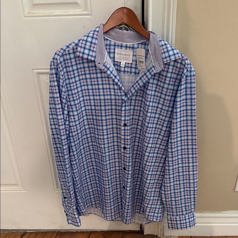 Men's Blue and White Checkered Button Down Shirt
